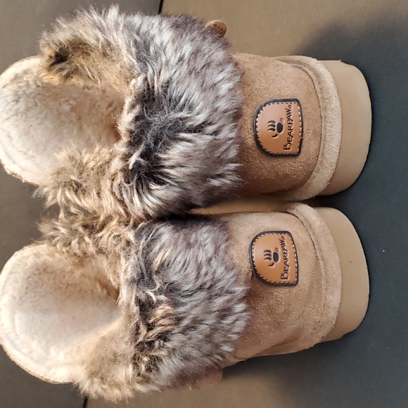Bearpaw Boots Women's Size 8 - Picture 5 of 9